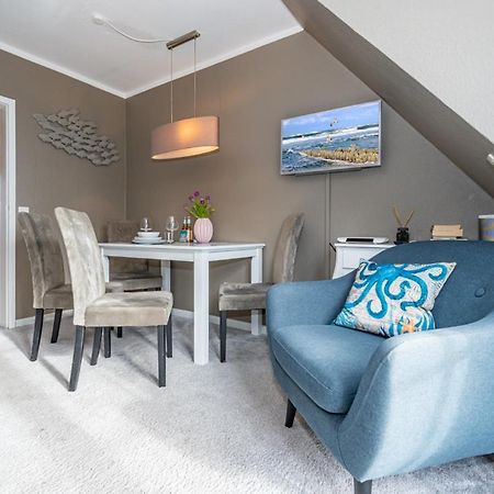 Maritim Und Individuell In Wenningstedt Mit Balkon Lägenhet Exteriör bild