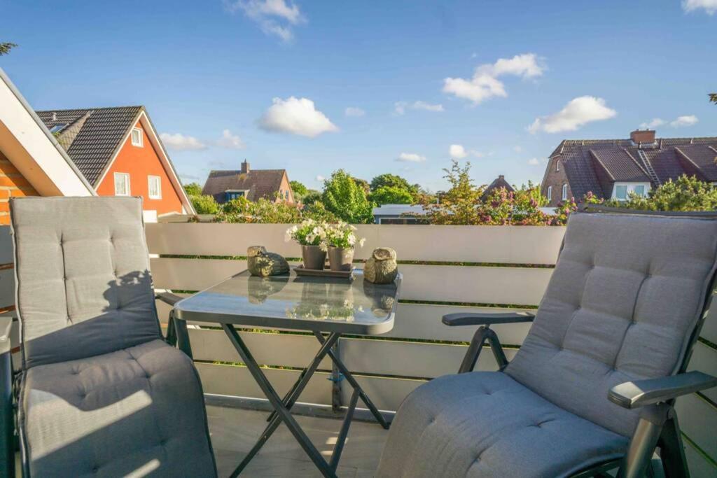 Maritim Und Individuell In Wenningstedt Mit Balkon Lägenhet Exteriör bild